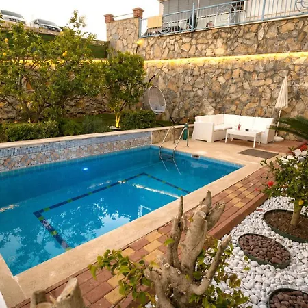 With Pool And Great Sea And Views *
