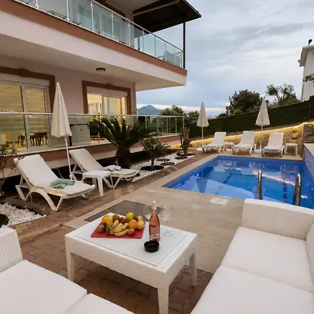 فيلة With Pool And Great Sea And Views